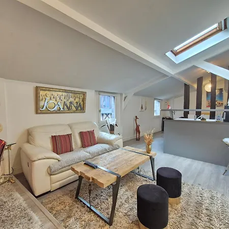 Apartment La Perle Du Vieux Marche, Rouen's Historic Center